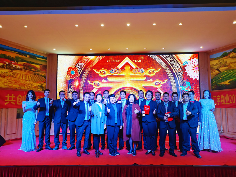 大合影.jpg